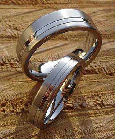 2 tone plain wedding rings