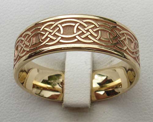 Gold Celtic wedding ring