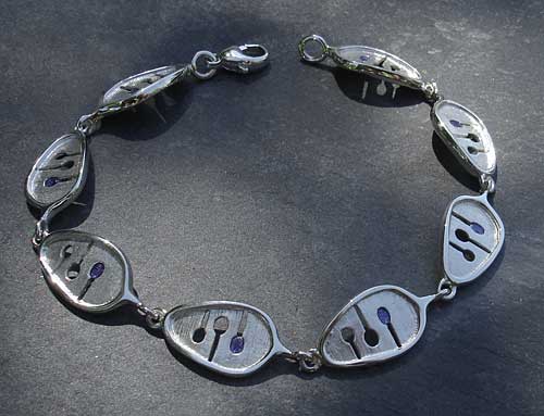 Contemporary silver Celtic bracelet
