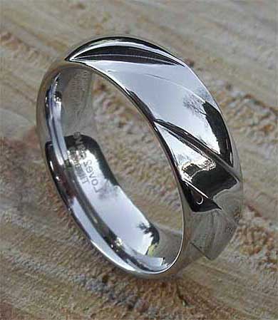 Designer plain wedding ring