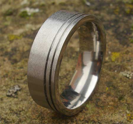 Designer titanium wedding ring
