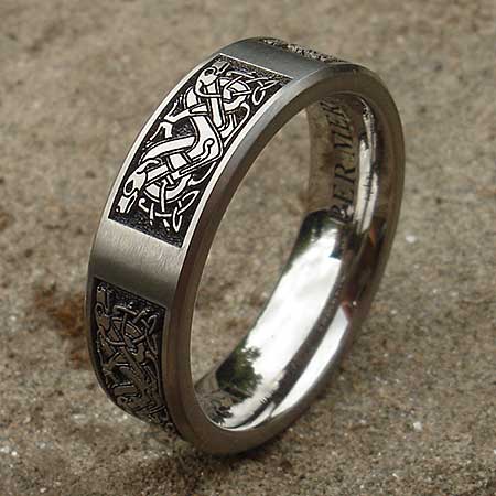 Dog symbol Celtic titanium ring