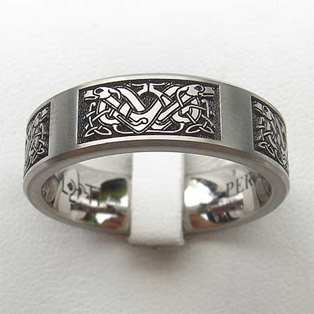 Dog symbol titanium Celtic ring