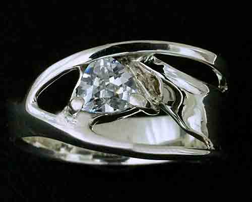 Extraordinary Silver Engagement Ring : LOVE2HAVE in the UK!
