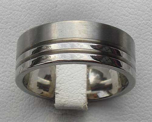 Flat plain two tone wedding ring