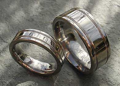 Flat titanium wedding rings