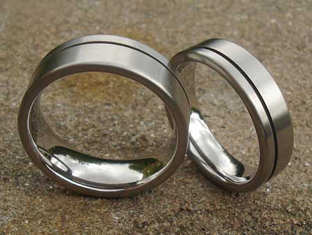 Frosted finish plain wedding rings