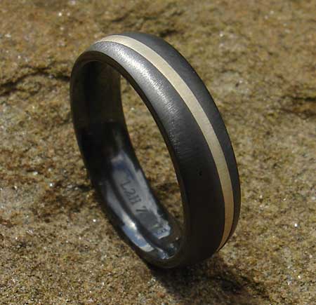 9ct gold inlay black wedding ring