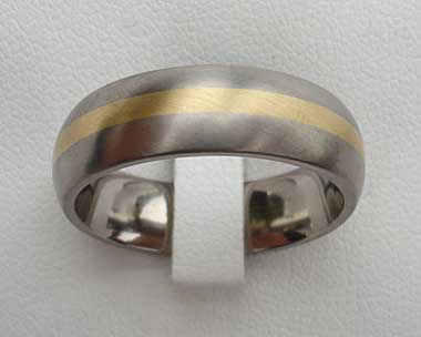 Gold inlay titanium wedding ring