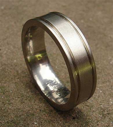 Grooved flat titanium wedding ring