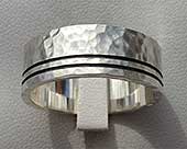 Size S Etched Silver Wedding Ring