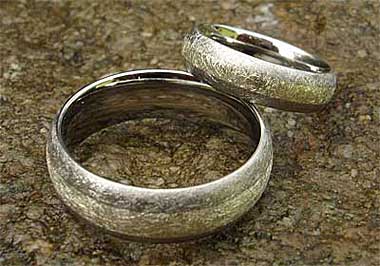 His and hers wedding rings in titanium