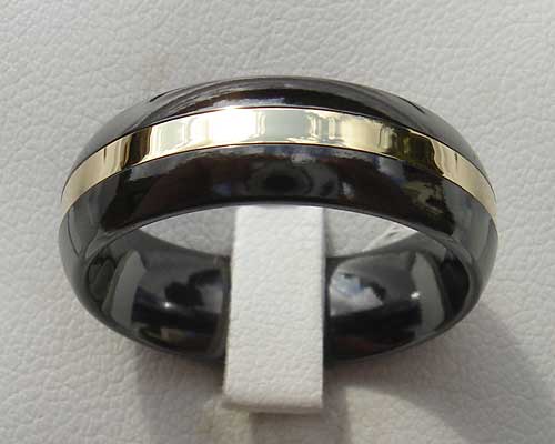 Black & 9ct Gold Mens Wedding Ring | LOVE2HAVE in the UK!