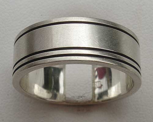 Mens plain etched silver ring