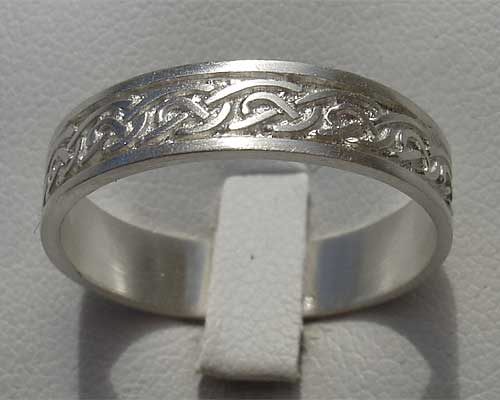 Mens silver Celtic wedding ring