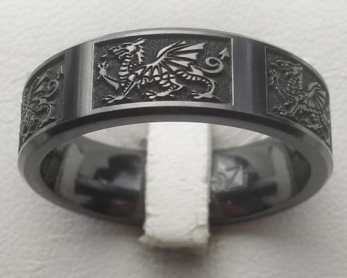 Mens Welsh dragon ring