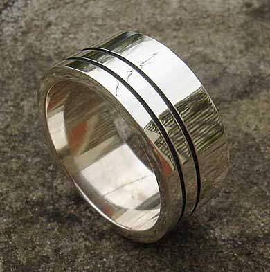 Modern sterling silver wedding ring