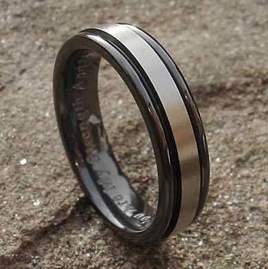 Narrow two tone wedding ring