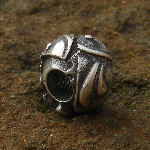 Pisces star sign silver charm bead