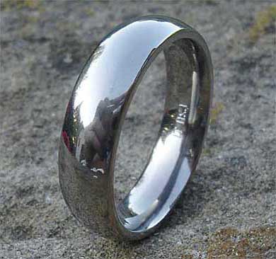 Plain domed wedding ring