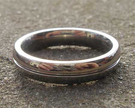 Plain rounded wedding ring