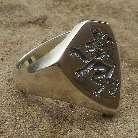 Silver British lion signet ring