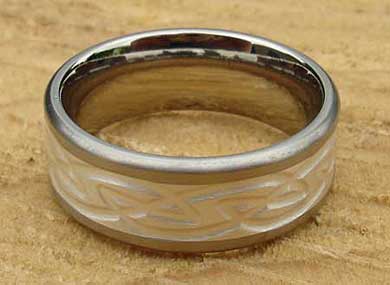 Silver inlaid Celtic titanium ring