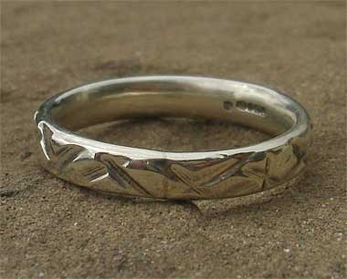Designer silver ring for women