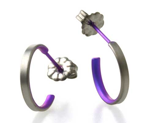 Small grey & purple titanium hoop earrings