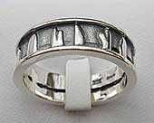 Size R Silver Celtic Wedding Ring