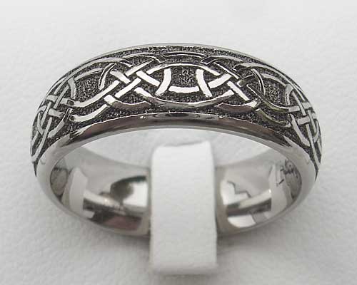 Titanium Celtic wedding ring