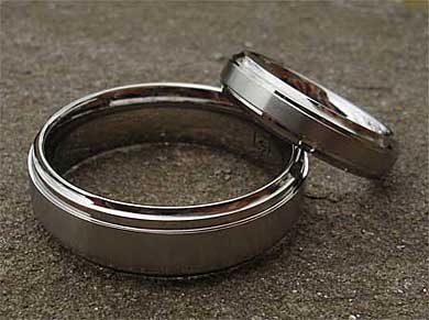 Titanium contemporary wedding rings