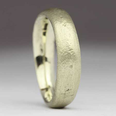 Unusual 9ct white gold wedding ring
